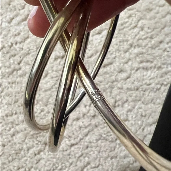 Elegant Lot of Silver Bangle Sets - Picture 4 of 8